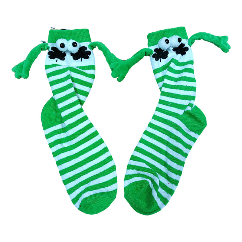 Couple Love Magnet Holding Hands Socks