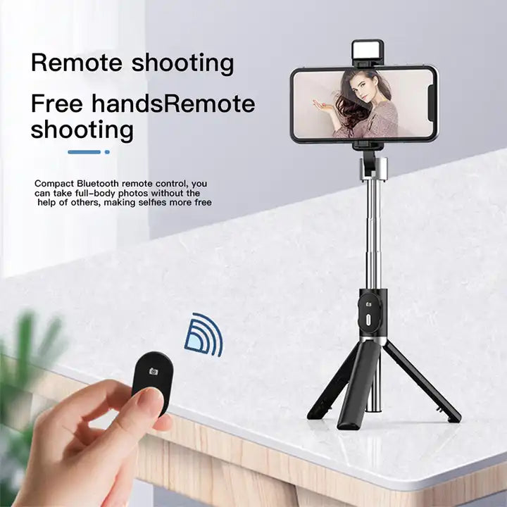 Extendable Selfie Stick with Fill Light