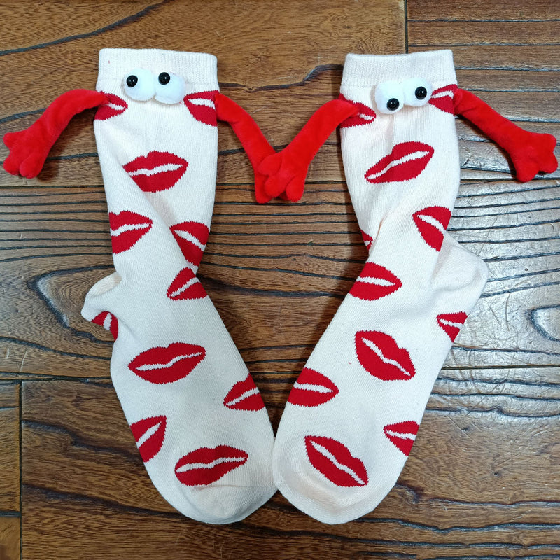 Couple Love Magnet Holding Hands Socks