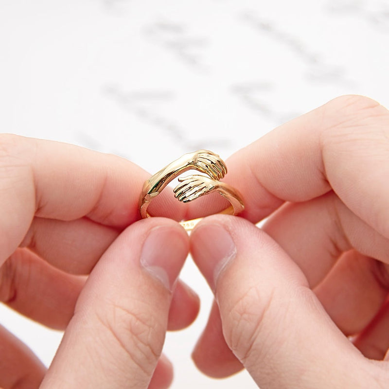 2022 New-Couple Hug Ring Romantic Gift